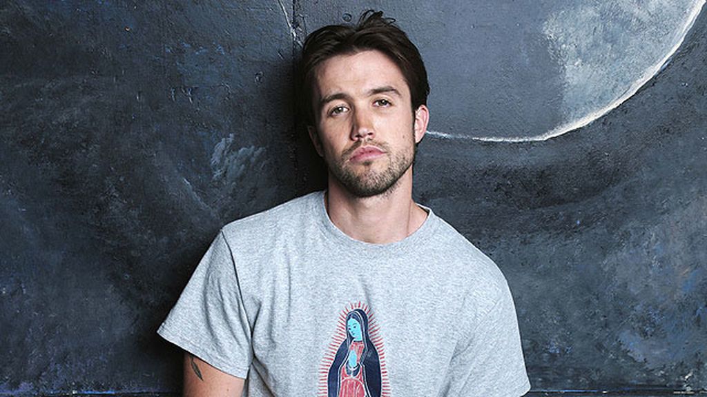 Danny DeVito encabeza el reparto