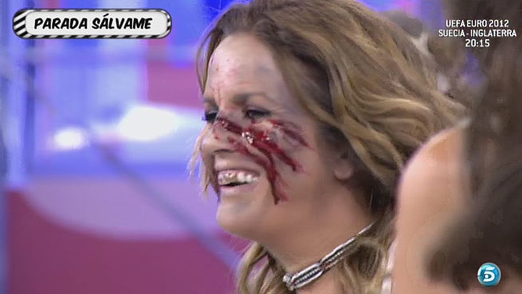 La colaboradora se caracteriza