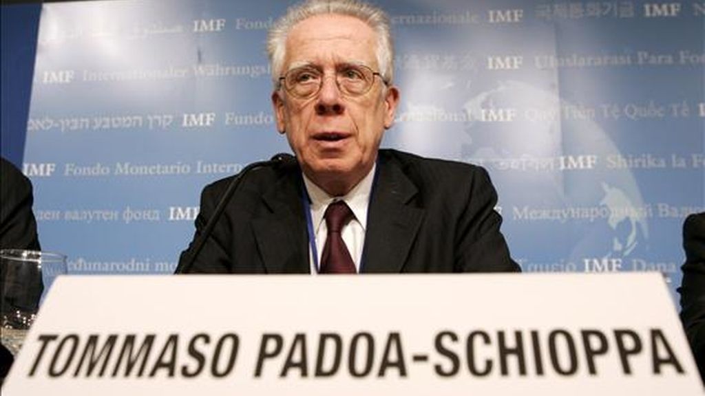 Fallece el ex ministro italiano Padoa-Schioppa, uno de los padres del euro