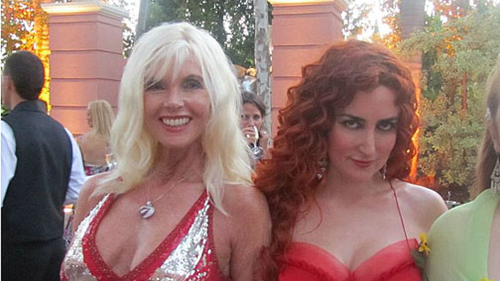El álbum de Shalma con personajes famosos