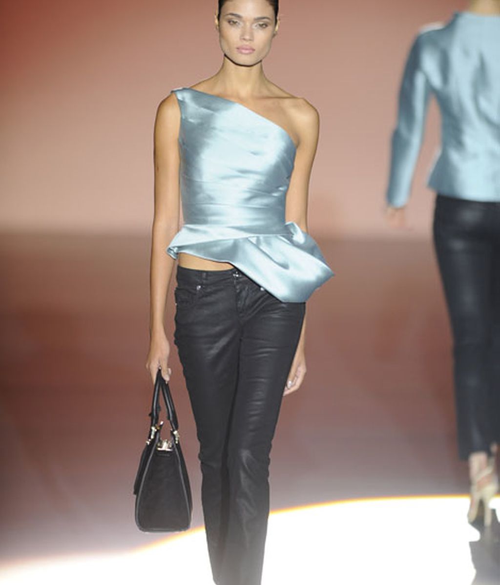 Hannibal Laguna: El regreso a la costura clásica