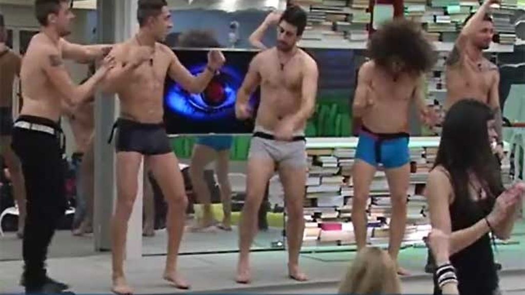 Las chicas, encantadas de asistir al ‘show’