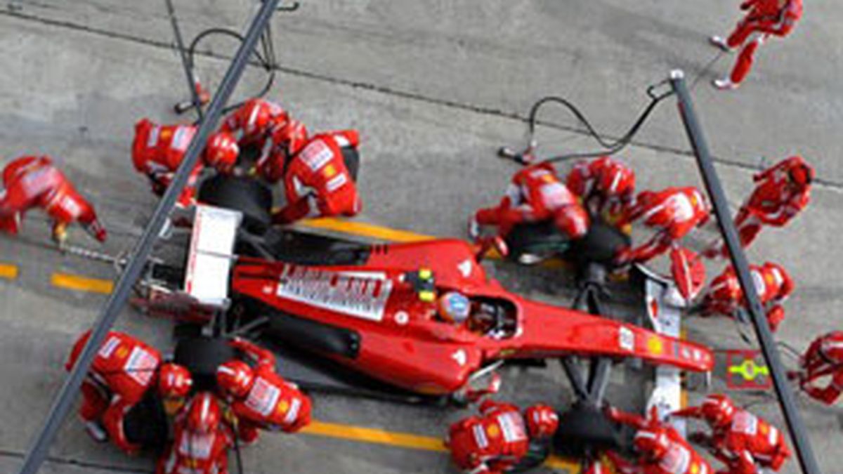 Alonso está teniendo problemas de motor. Foto: Archivo.