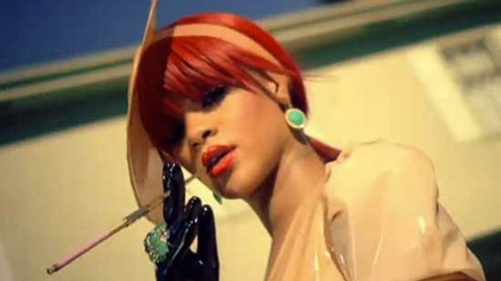 Las caras de Rihanna en su nuevo video