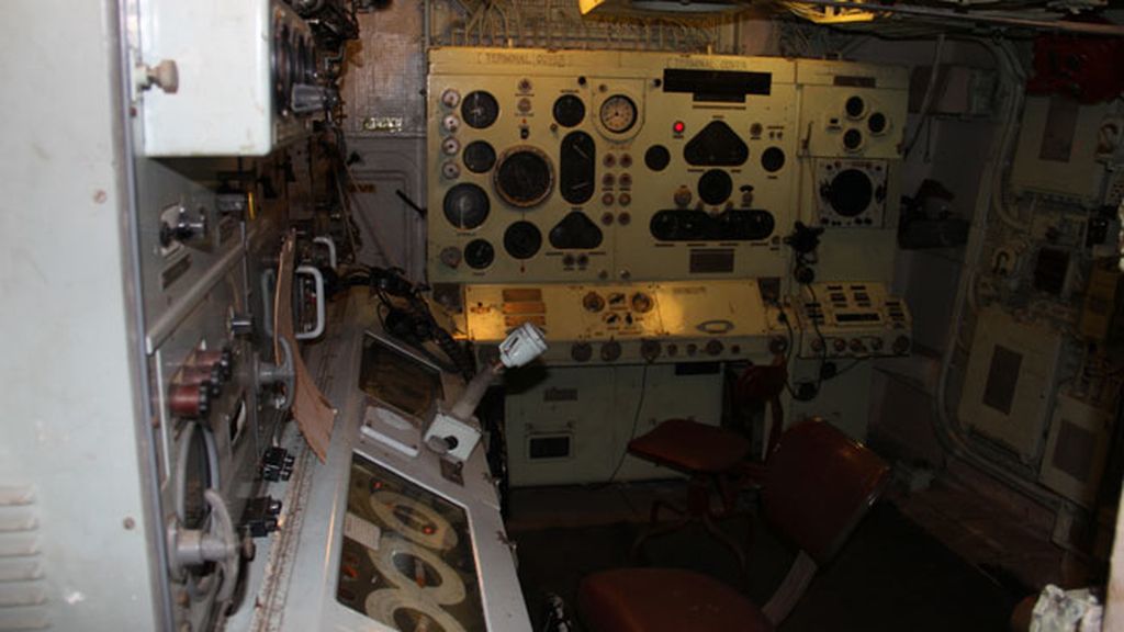 La sala de radio del HMS Cavalier