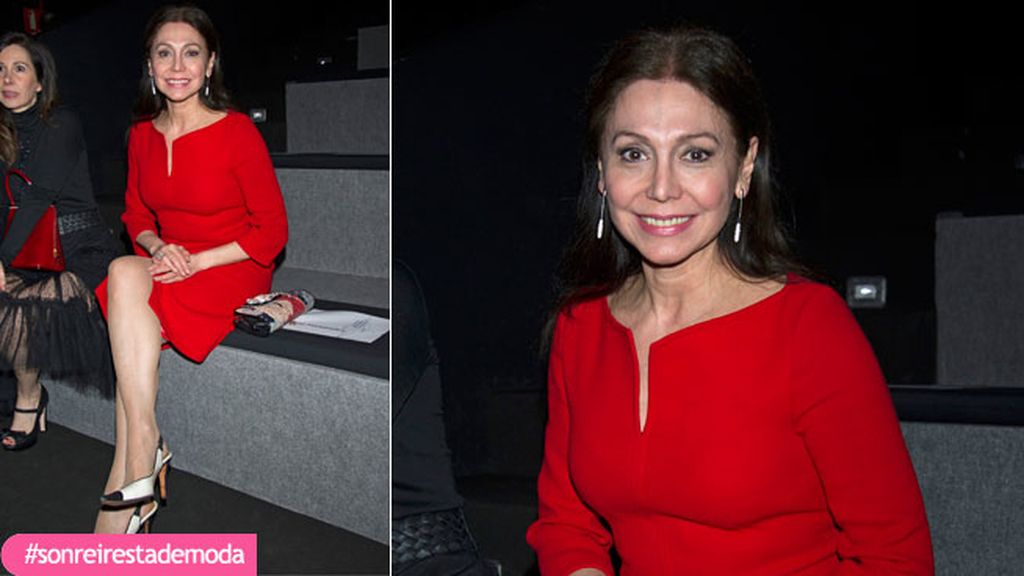 Isabel Prinz en el desfile de Devota & Lomba