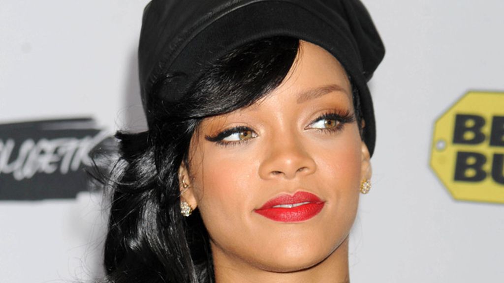 Rihanna, la chica mala de Barbados, la penúltima