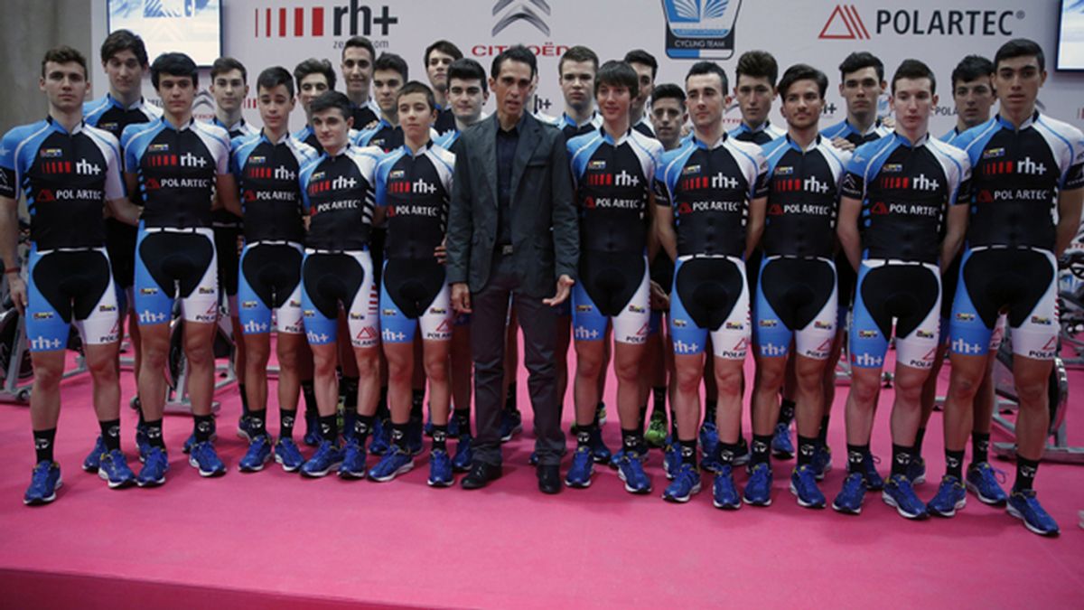 Alberto Contador presenta a las "futuras figuras" del ciclismo español