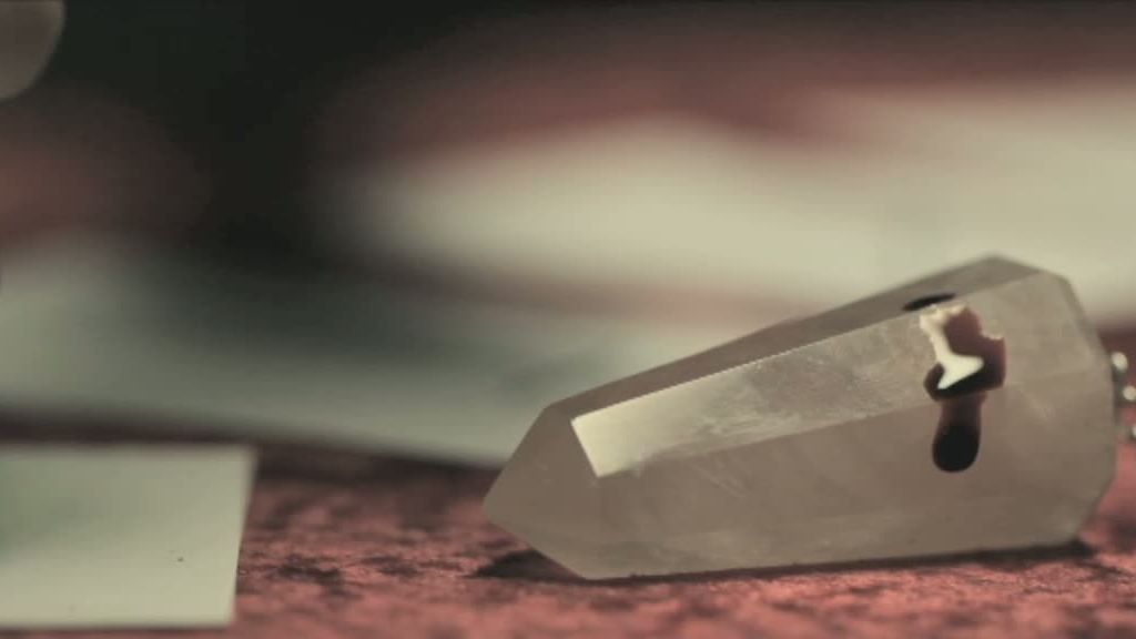 Las chicas obedecieron ciegamente las instrucciones que les dictaba el tablero