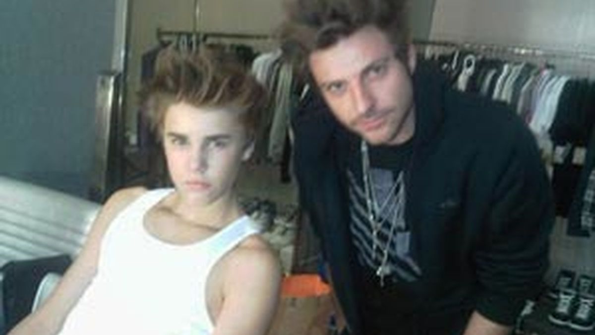 Justin Bieber con el nuevo look. Foto de Twitter