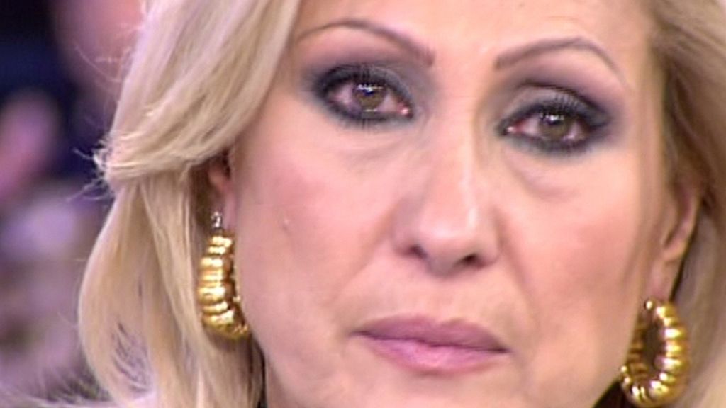 La colaboradora no puede evitar las lágrimas