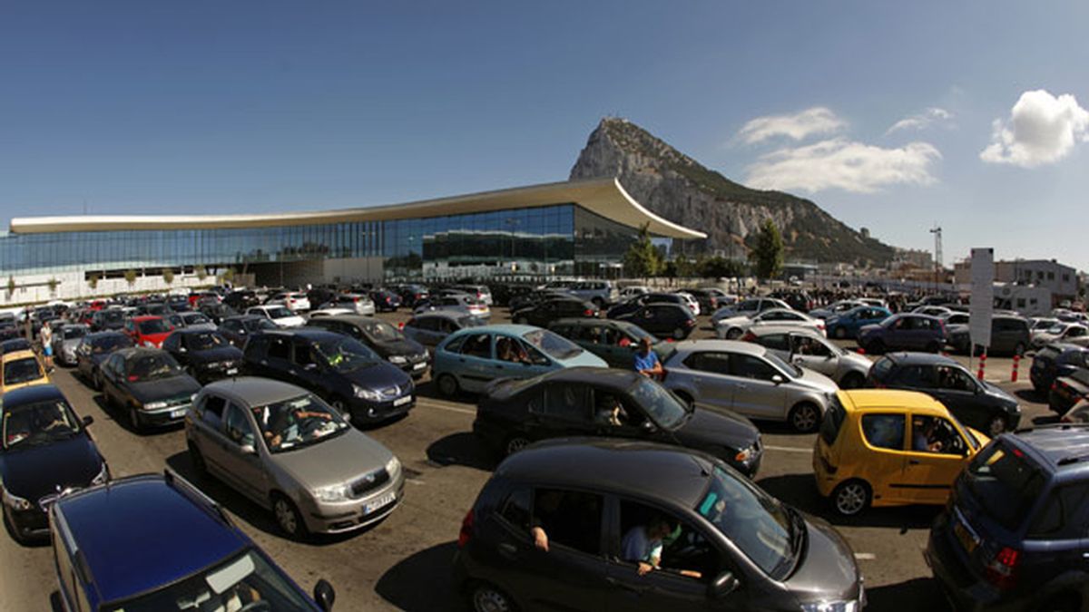 Los atascos y la demora en el paso de Gibraltar