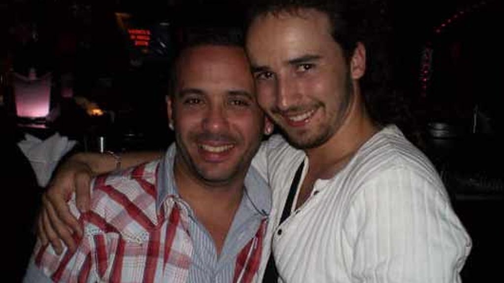 "Palomares es gay y me robó a mi novio"