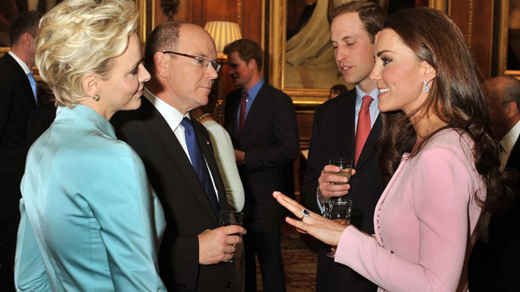 Los príncipes de Mónaco, Charlene y Alberto, con los duques de Cambridge, Katherine y William