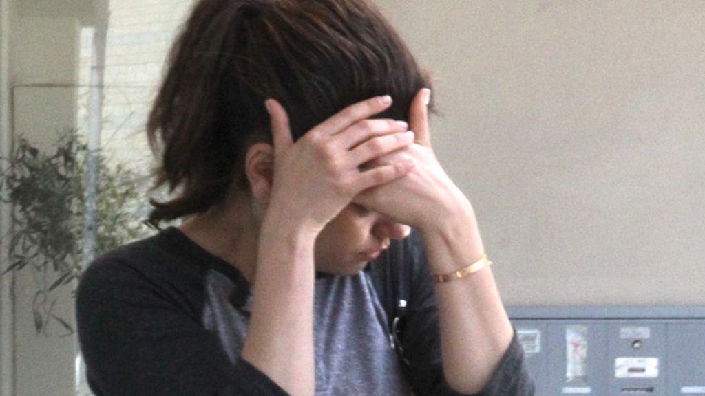 Mila Kunis y Ashton Kutcher, de profesión: taparse la cara