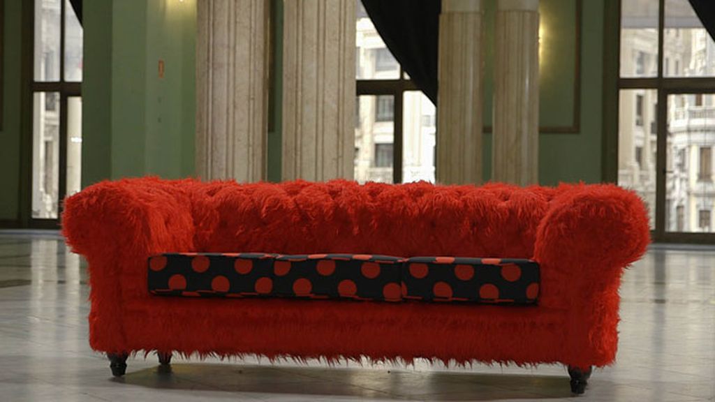 Un sofá futbolero, otro muy flamenco, picante... así son los próximos chester