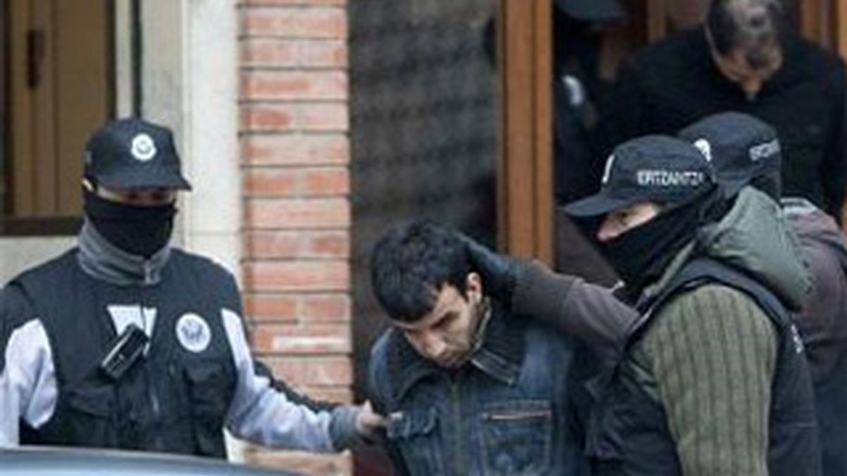 Argelinos detenidos en Vitoria por vinculación con el terrorismo islámico. Foto: EFE