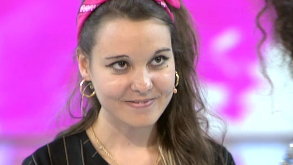 Azahara: “Soy ‘hardcoriana’ pero todo el mundo dice que parezco una ‘choni”