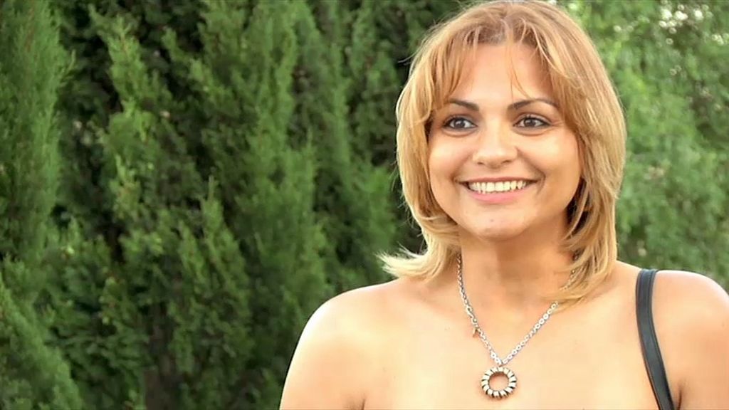 La brasileña vuelve loco a Gustavo