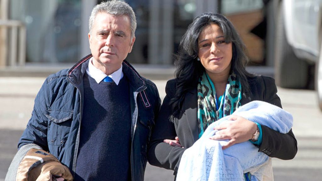 La famlia de camino al coche