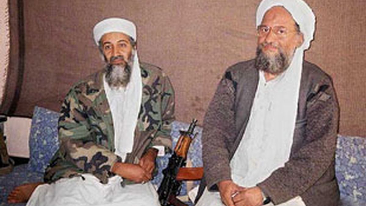 Osama Bin Ladem y Ayman al Zawahiri en Afganistán en 2001. Foto: EFE