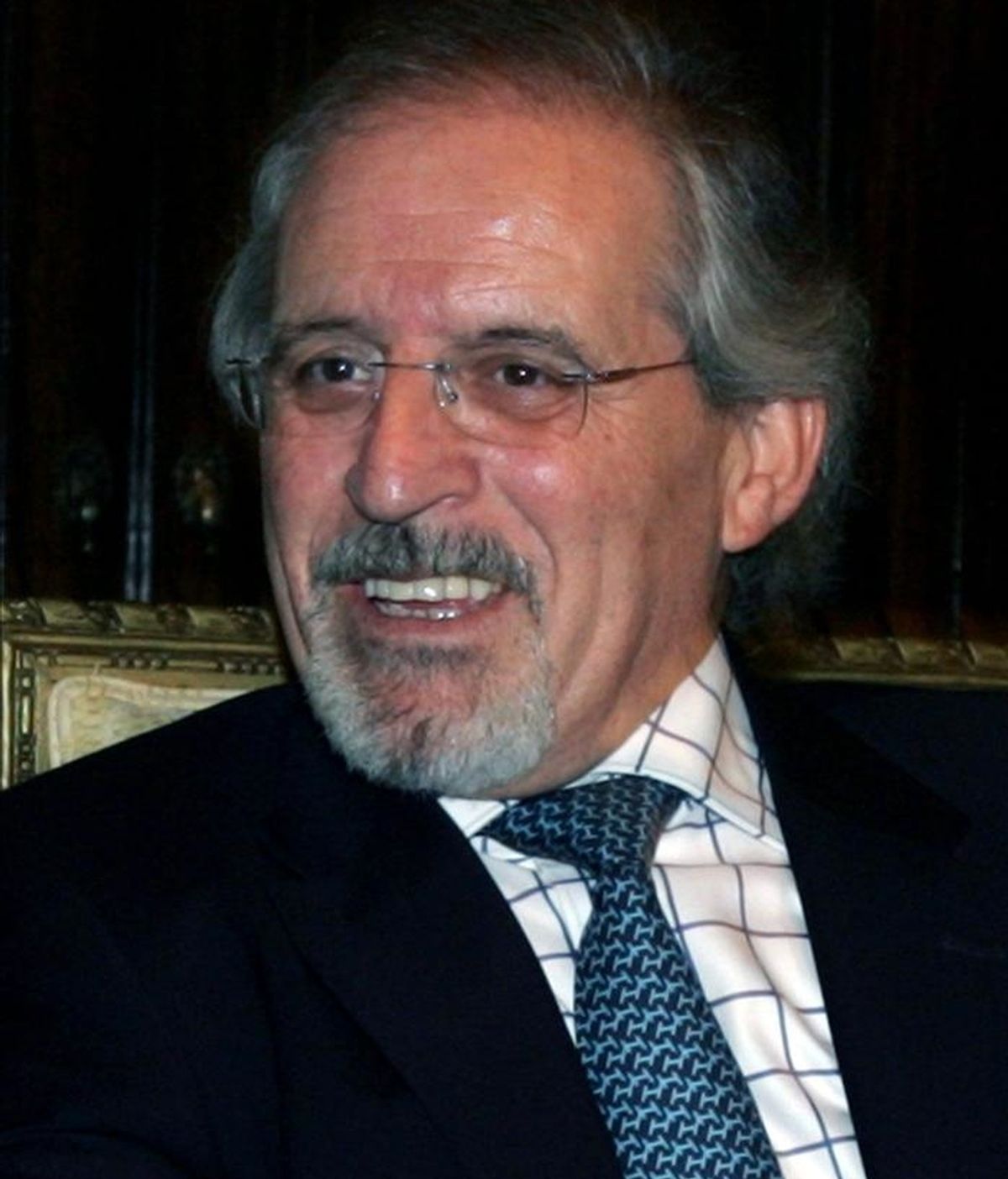 El Gobierno paraguayo condecoró hoy al embajador de España en Asunción, Miguel Ángel Cortizo, con la orden nacional del mérito en el grado de "Gran Cruz" por la culminación de su misión en el país.
EFE/Archivo El Gobierno paraguayo condecoró hoy al embajador de España en Asunción, Miguel Ángel Cortizo, con la orden nacional del mérito en el grado de "Gran Cruz" por la culminación de su misión en el país.
EFE/Archivo
