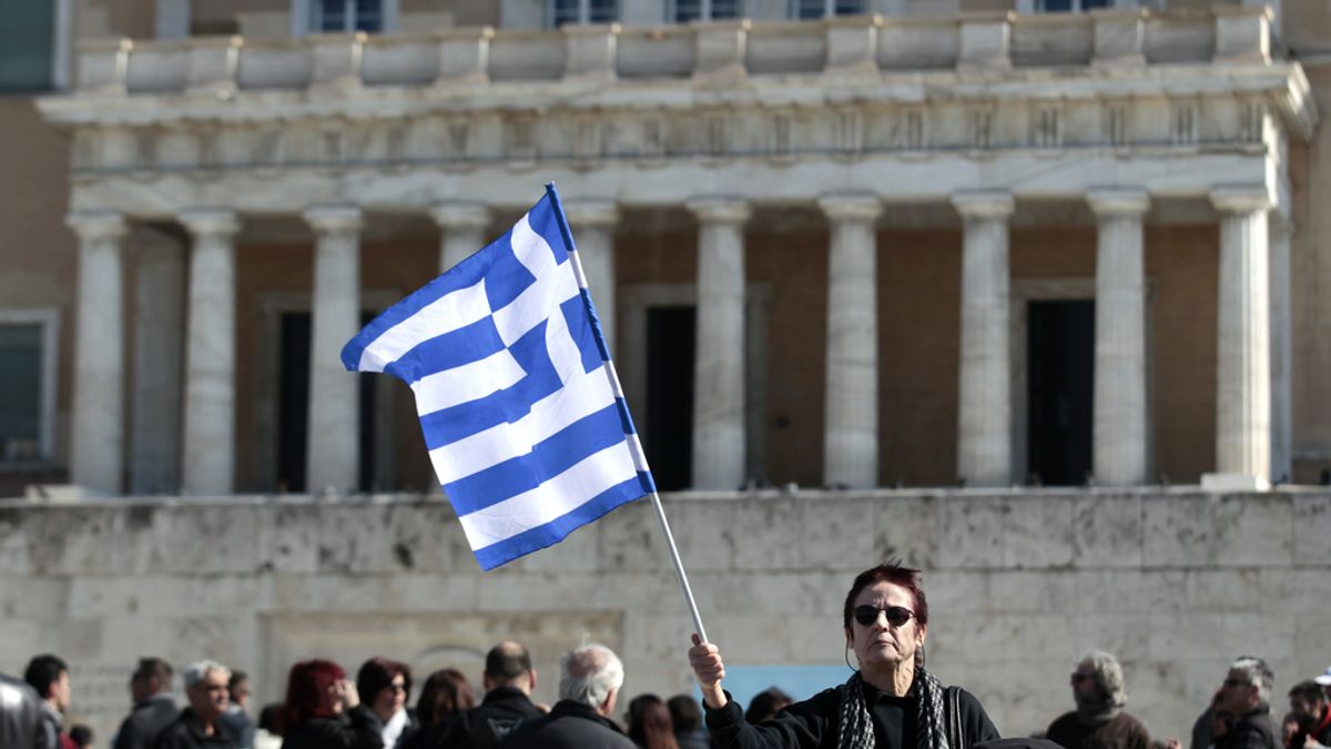 Manifestantes griegos en la plaza Syntagma