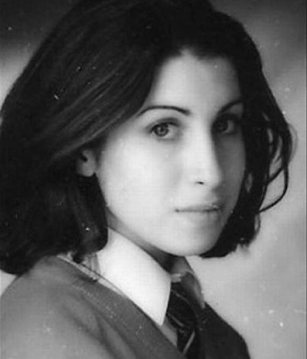LA CANTANTE AMY WINEHOUSE EN EL AÑO 1990