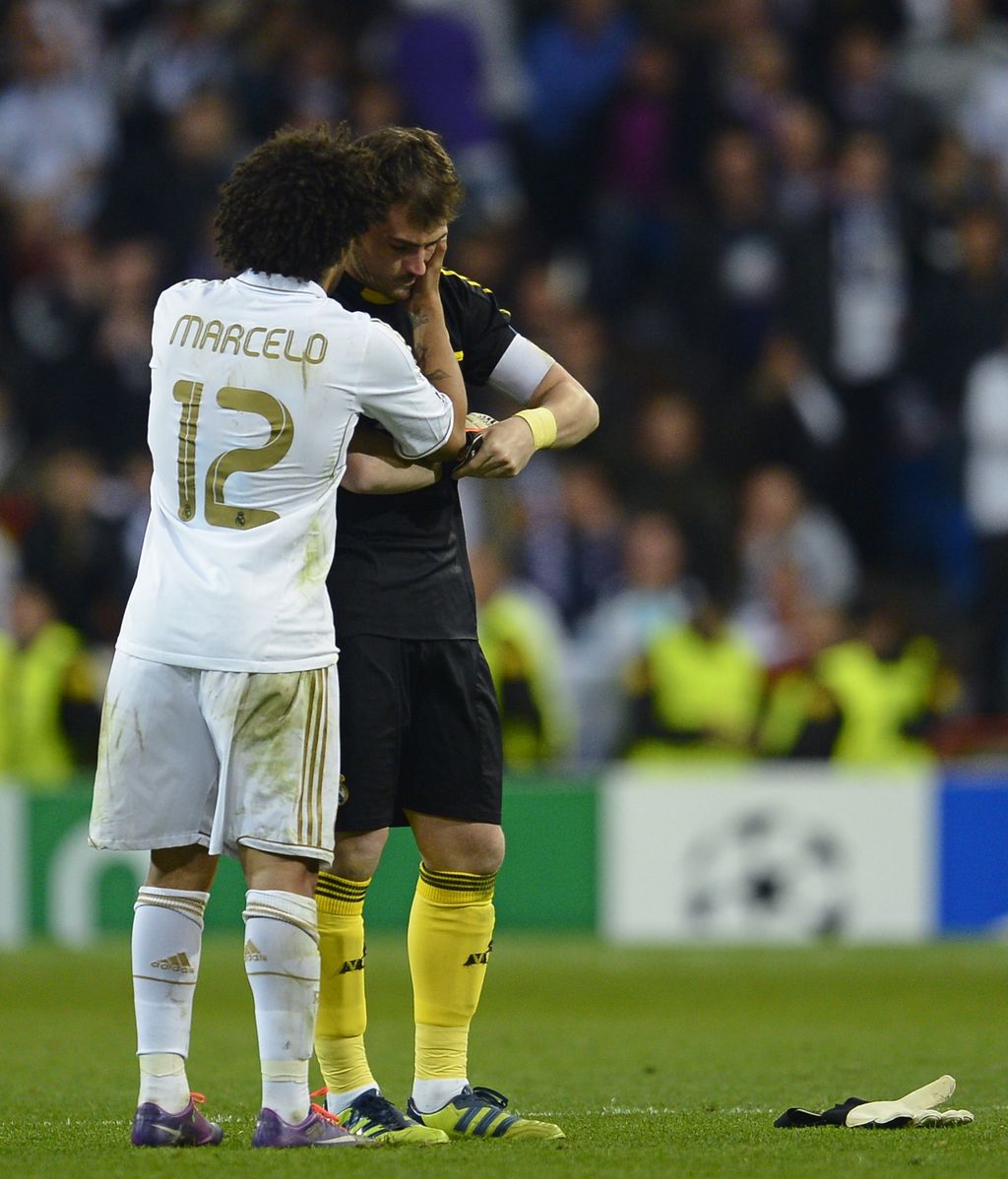 Marcelo dando ánimos a Casillas en la tanda de penaltis