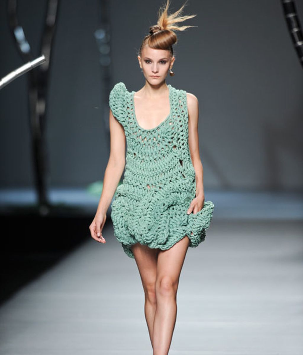 Oriente y occidente se fusionan en la colección de Sara Coleman