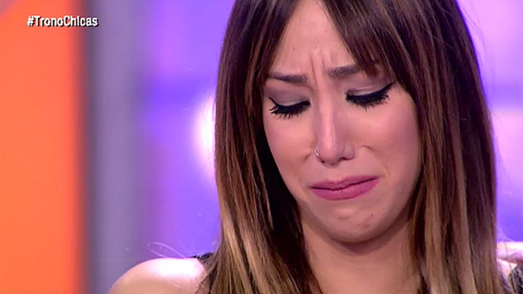 Steisy: “Todos mis exnovios, menos uno, me han puesto los cuernos”