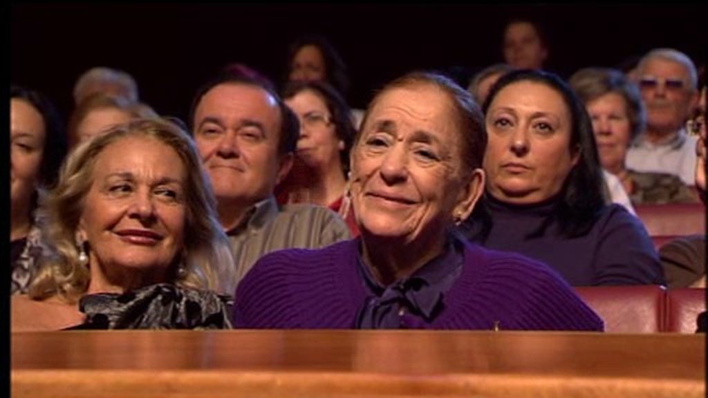 Una madre emocionada