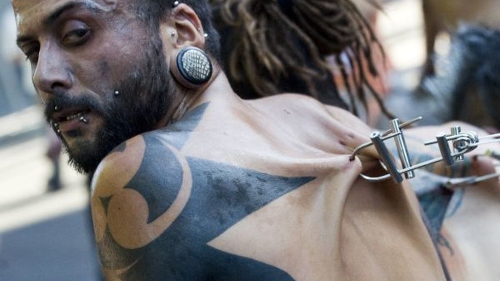 Arrastrando peso con la piel