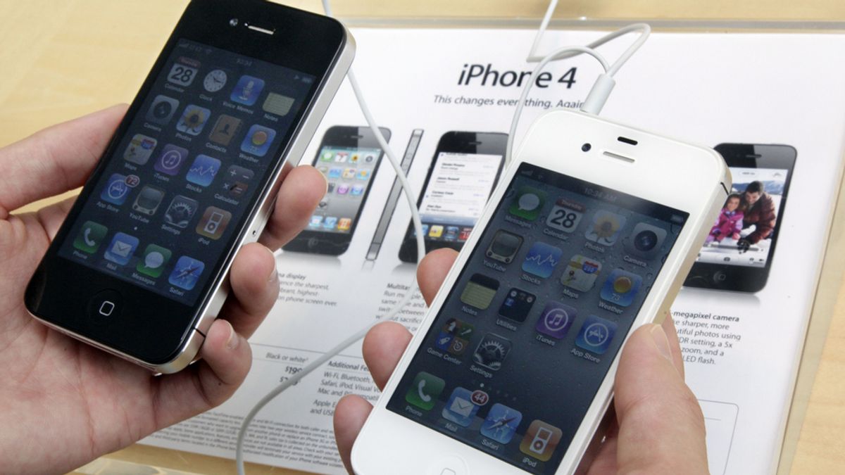 iPhone cuenta con muchas aplicaciones que van más allá de la telefonía. Foto: Gtres.
