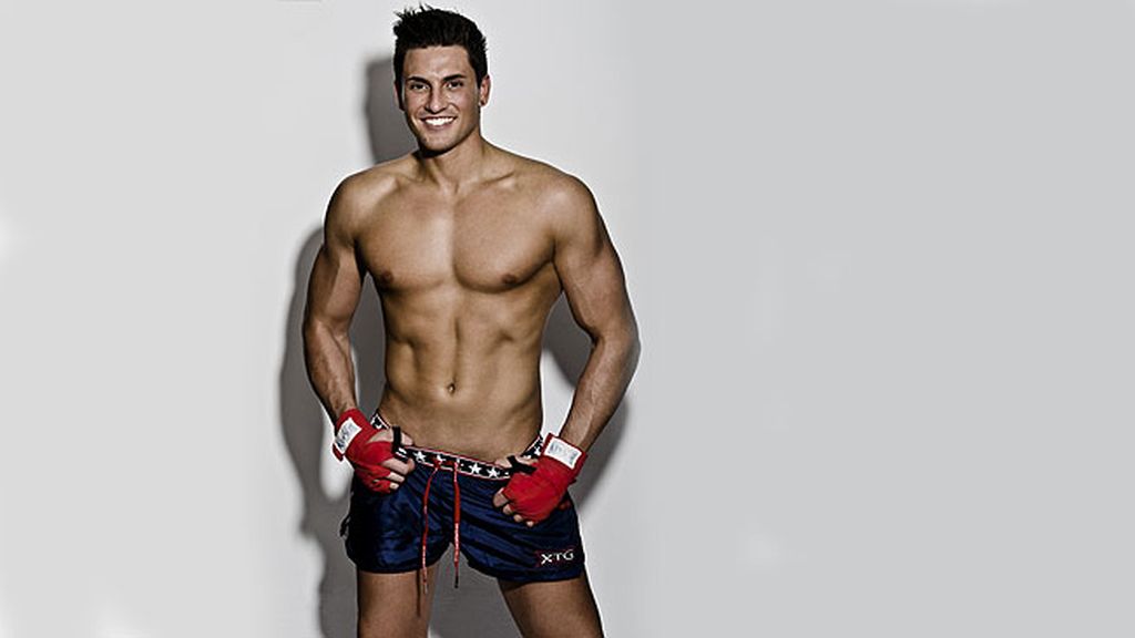 El primer tronista de ‘Mujeres y hombres’ nos muestra su cuerpo