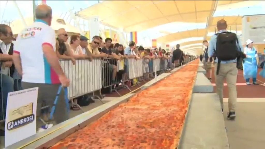 Italia arrebata a España el récord de la pizza más larga del mundo
