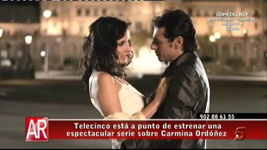 Narra la vida de Carmen desde su niñez hasta convertirse en 'La Divina'
