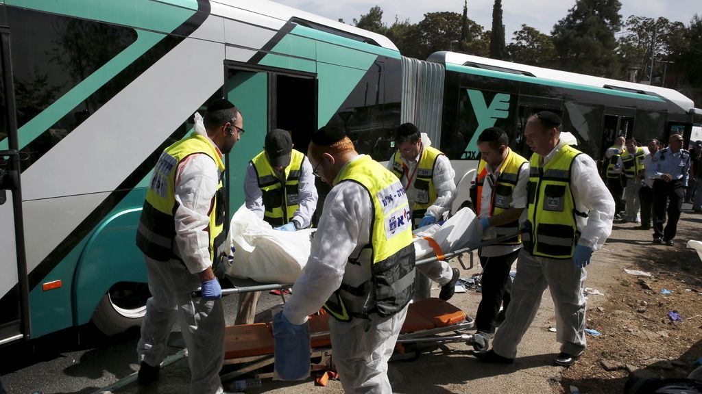 El día de la ira: Tres israelíes muertos y 17 heridos en Jerusalén