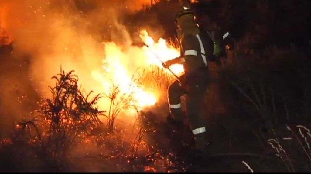 Un nuevo incendio arrasa Galicia