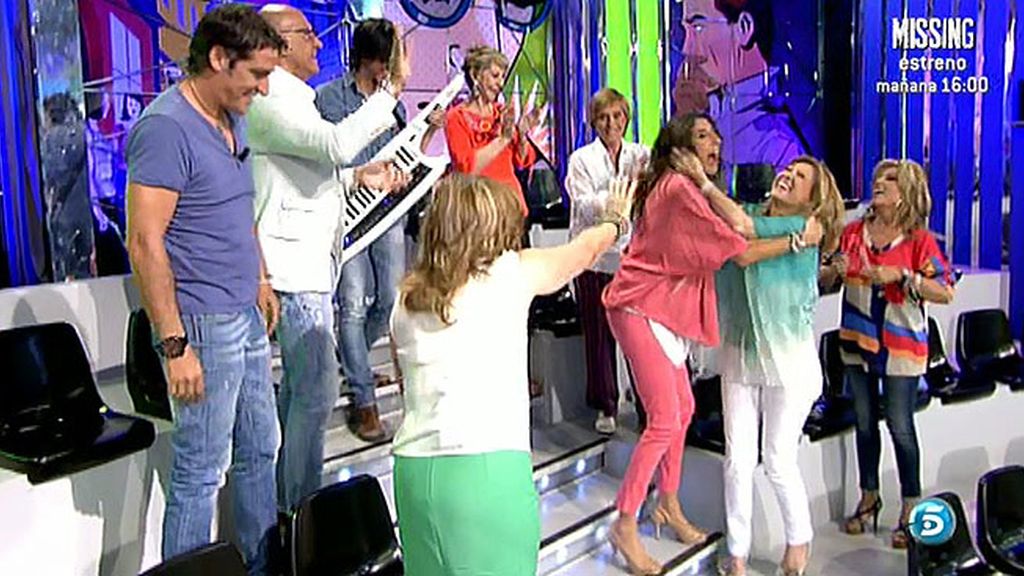 ¿Por qué el público ocupa el lugar de los oclaboradores y ellos la grada?