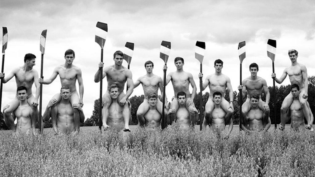 El equipo de remo de Warwick, al desnudo contra la homofobia
