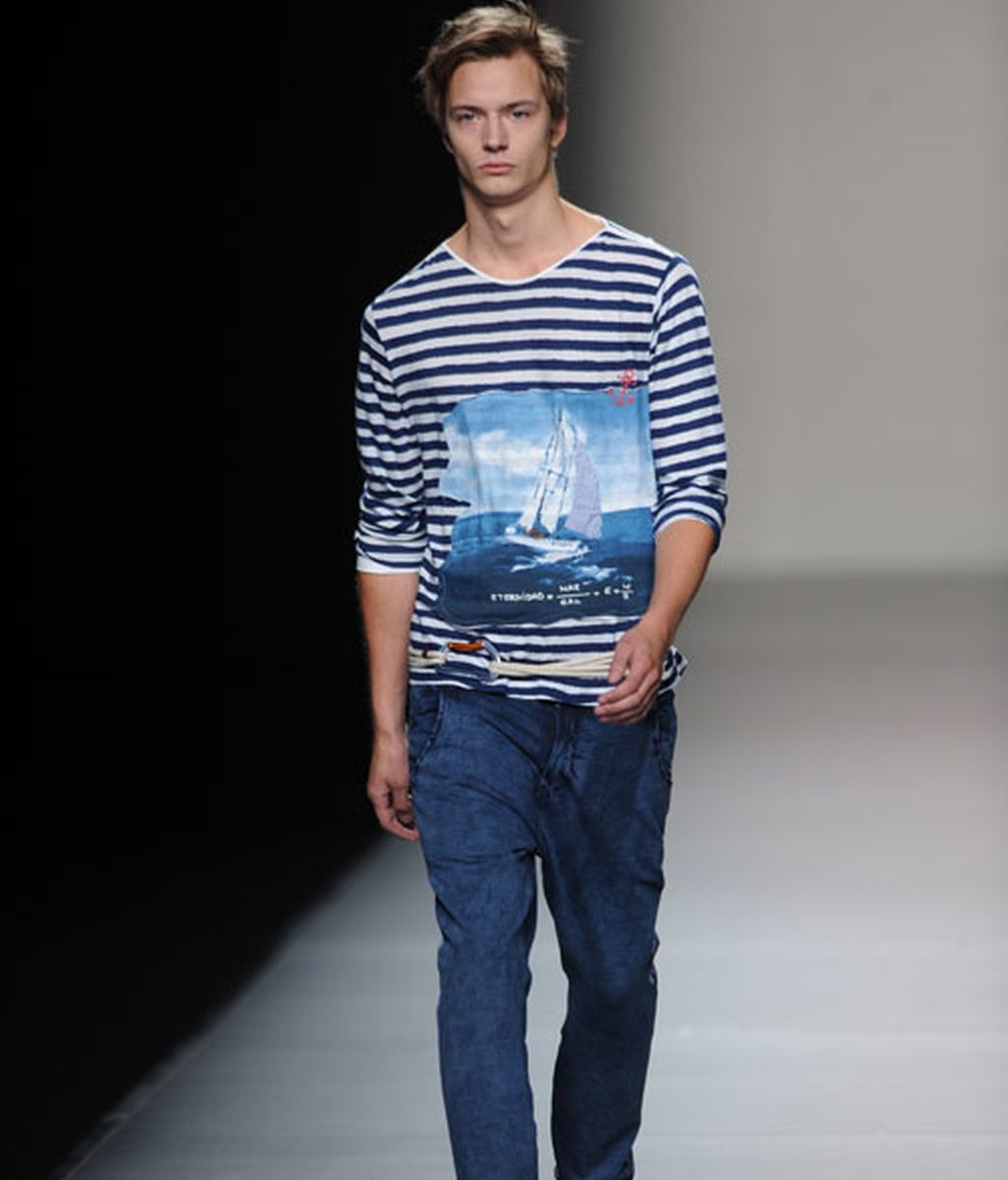 Vuelta a los 50 con Adolfo Domínguez