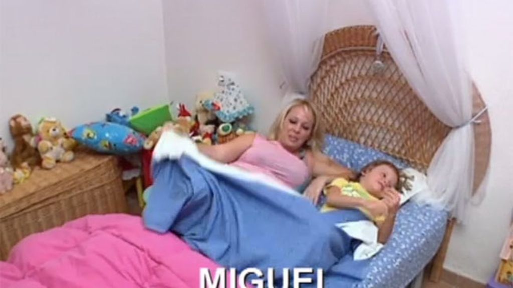 Miguel deja de dormir con sus padres