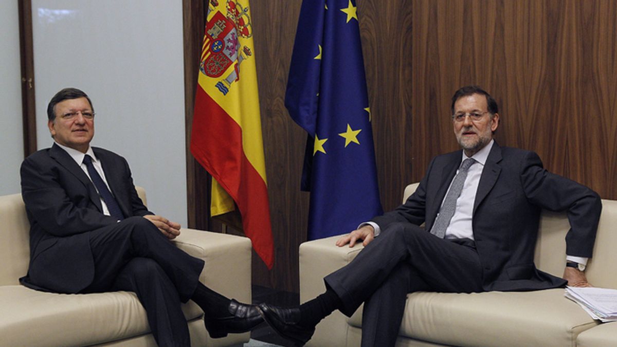 Reunión bilateral entre Mariano Rajoy y Duaro Barroso en el marco de la XXII Cumbre Iberoamericana de Cádiz