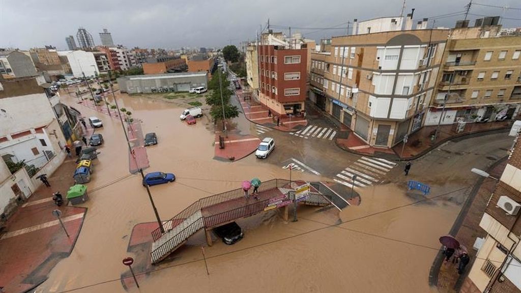 Murcia en alerta naranja por fuertes lluvias, vientos y fenómenos costeros