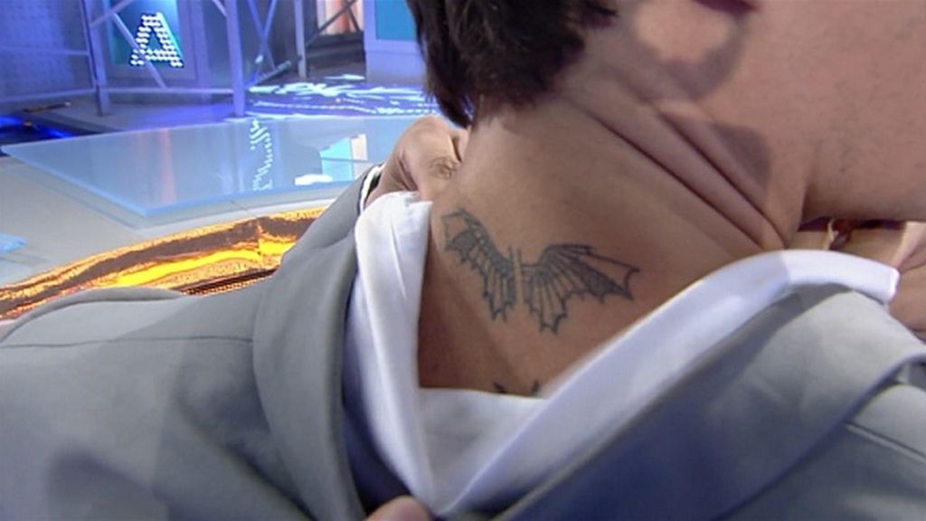 ¡Christian Gálvez enseña su tatuaje!