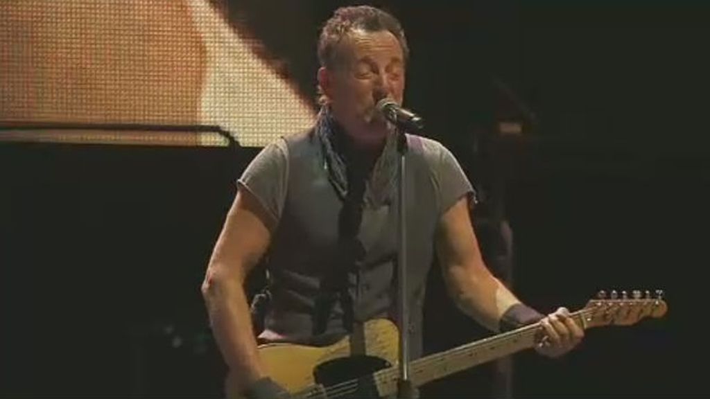 Homenaje al rock en el concierto inaugural de Springsteen en Barcelona