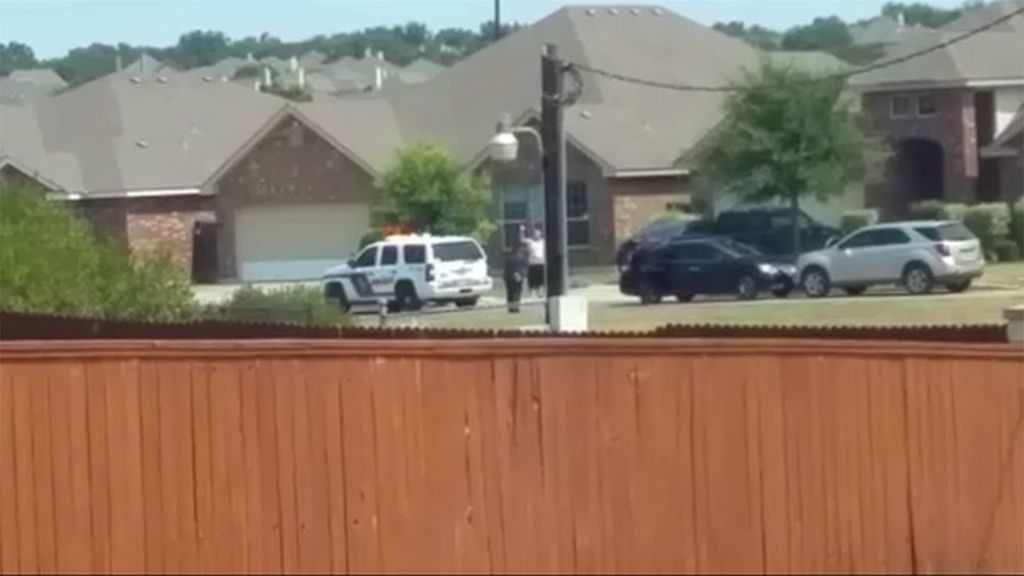 La Policía de Texas dispara a un hombre desarmado tras poner las manos en alto