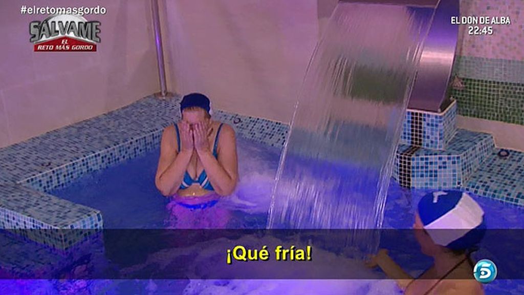 Carmen Bazán y Melu disfrutan del agua (y de las peleas)