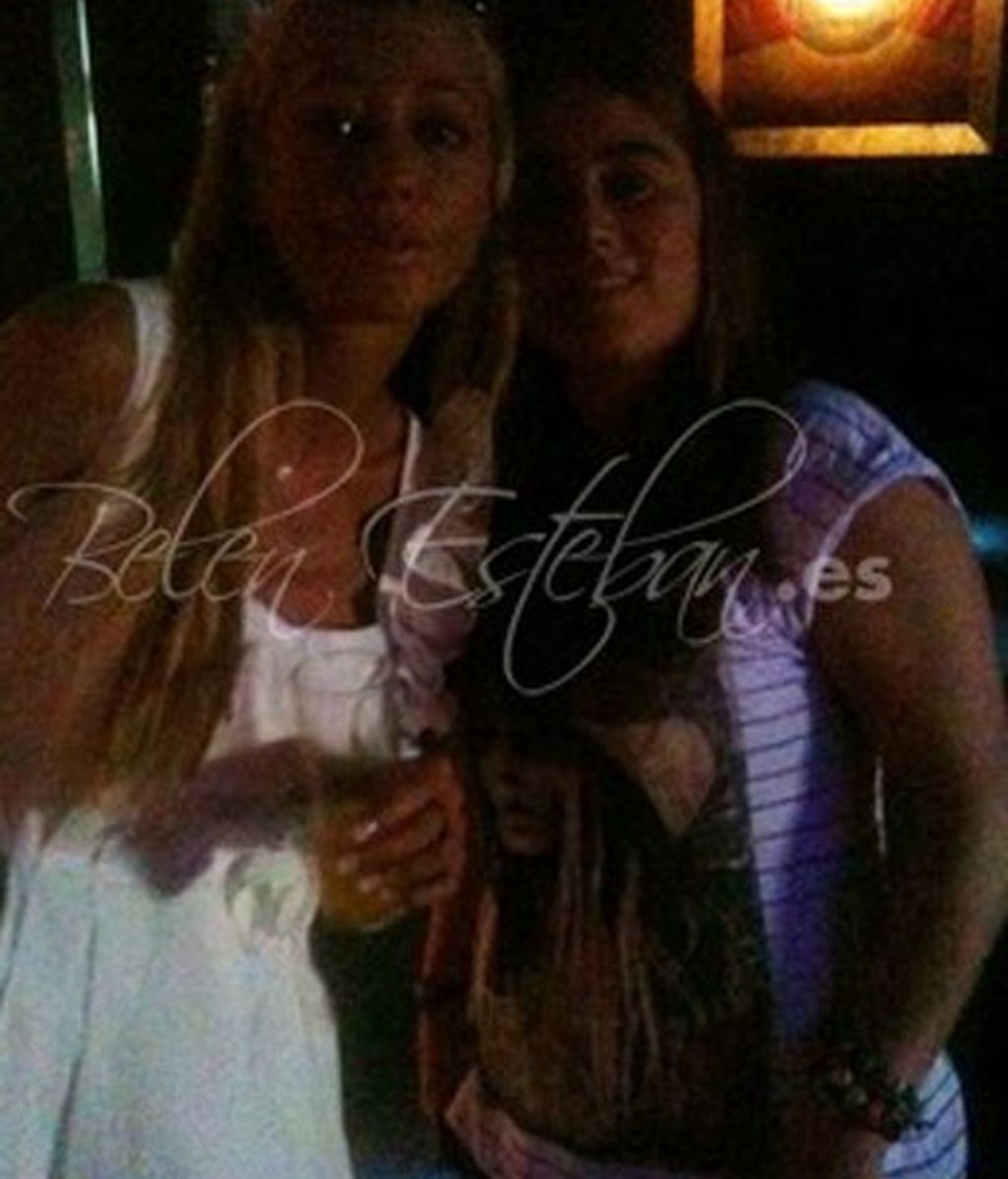 ¡Andreíta celebra la fiesta de su 12 cumpleaños en la discoteca Budha!